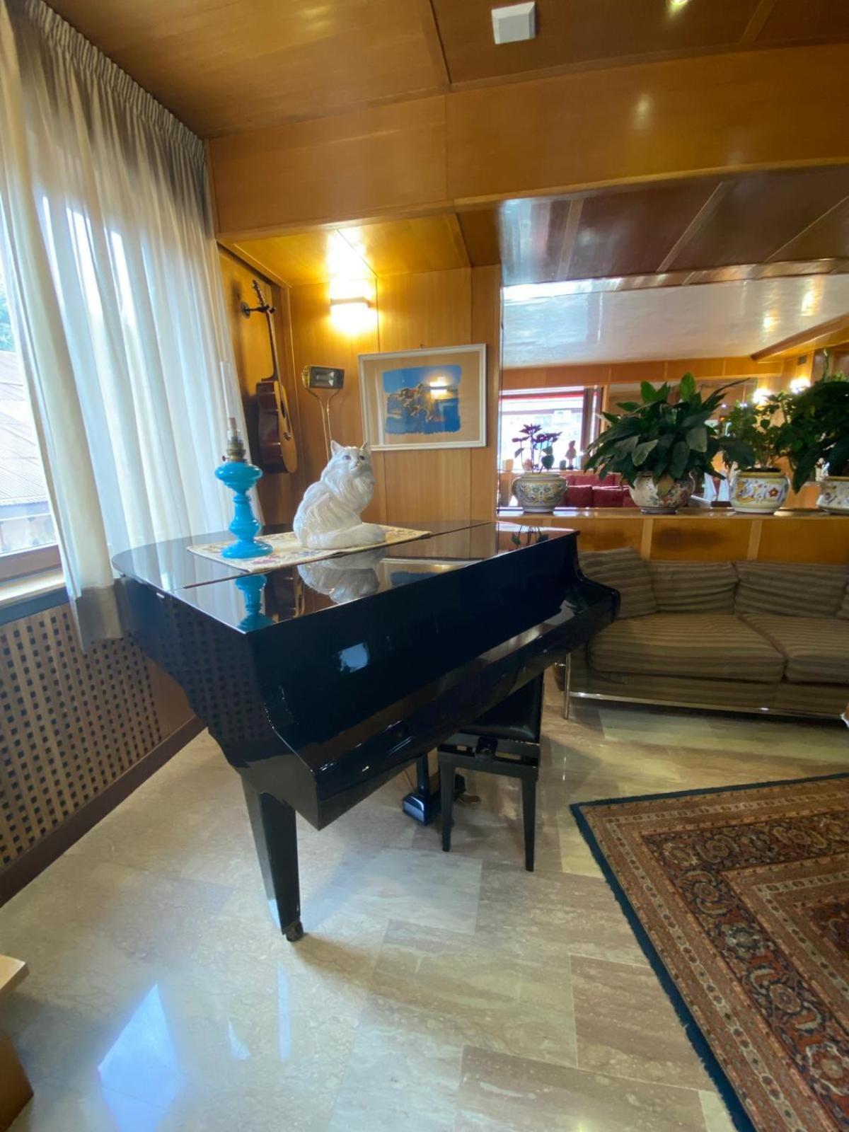 קמיליאטלו סילאנו Hotel Sila מראה חיצוני תמונה